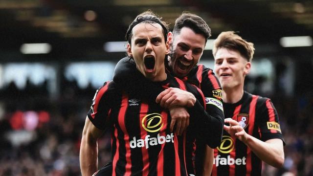 Enes Ünal'ın yeni adresi