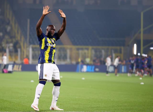 Lukaku Fenerbahçe tribünleri