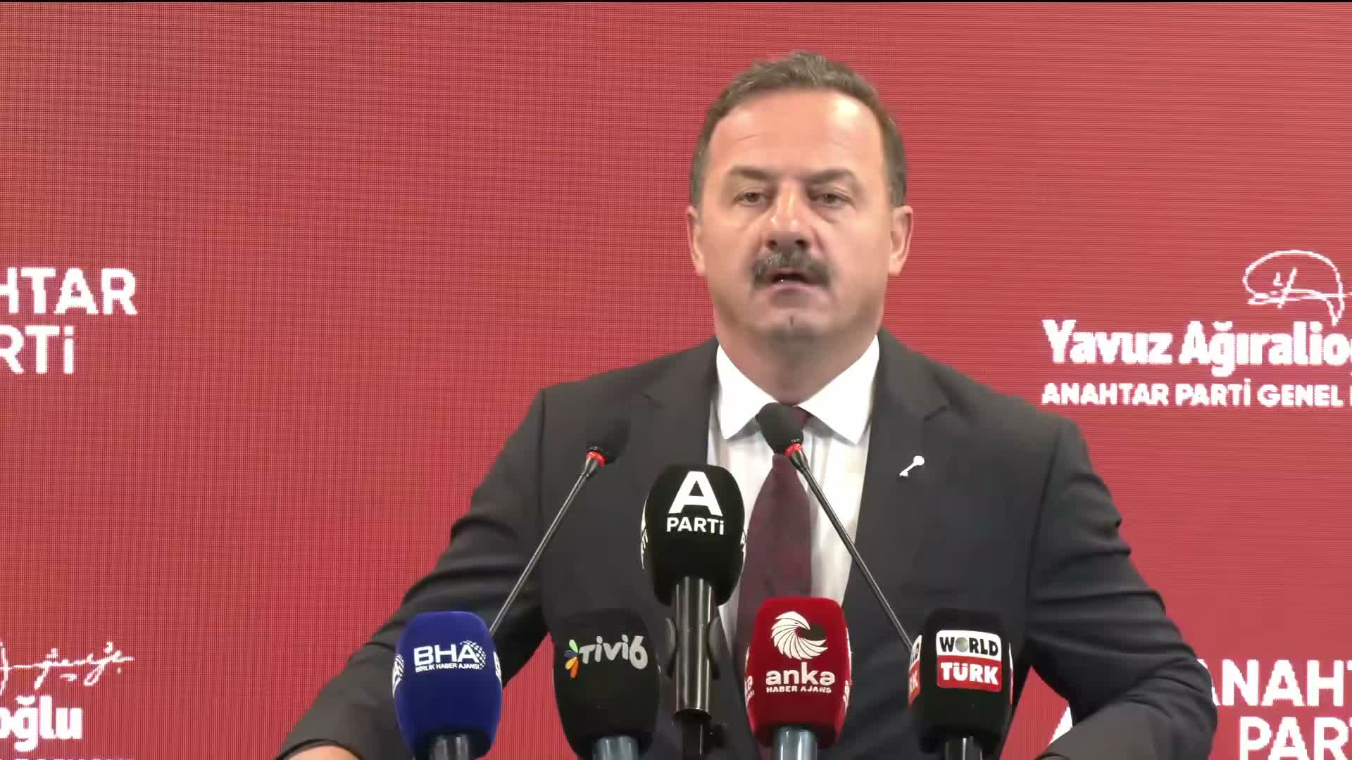 Yavuz Ağıralioğlu