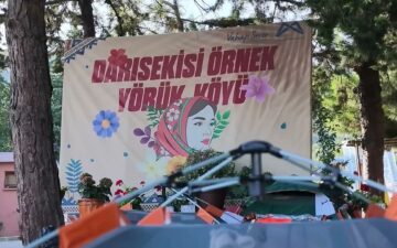 Anne Çocuk Kampı
